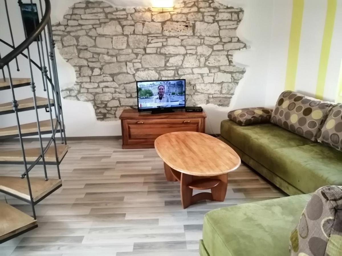 Ferienwohnung App Isabel Žminj Exterior foto