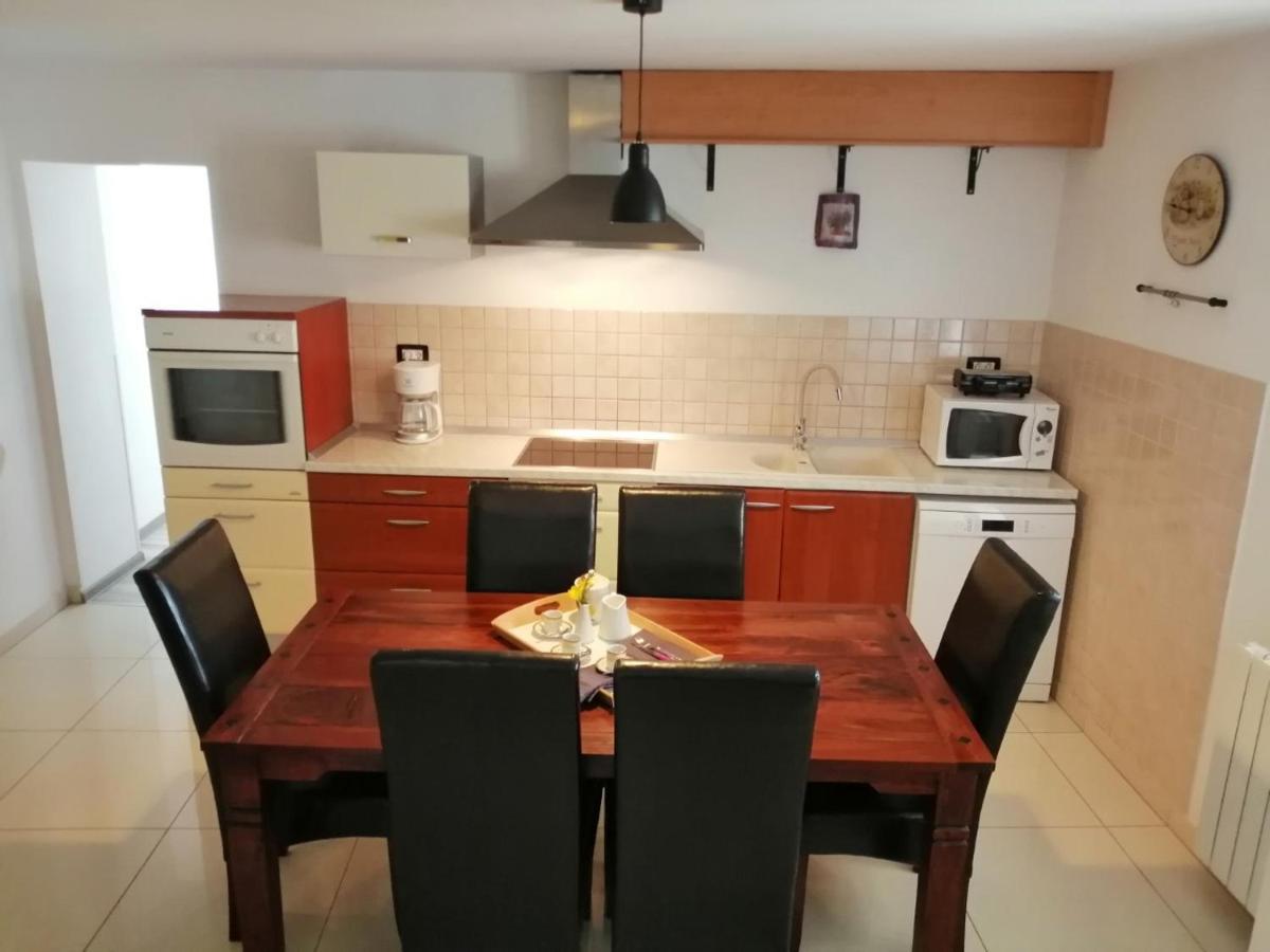 Ferienwohnung App Isabel Žminj Exterior foto